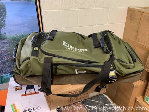 elkton outdoors rolling tackle box