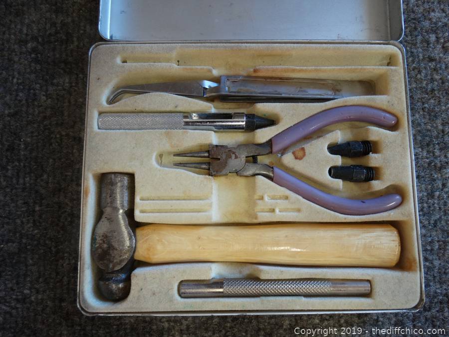 The Difference Auction Storage Treasure Auction House (CLICK HERE TO