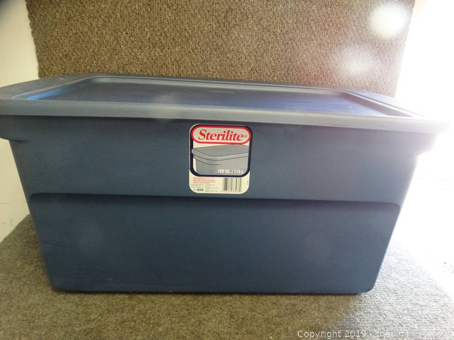 The Difference - Auction: Storage Treasure Auction House (CLICK HERE TO