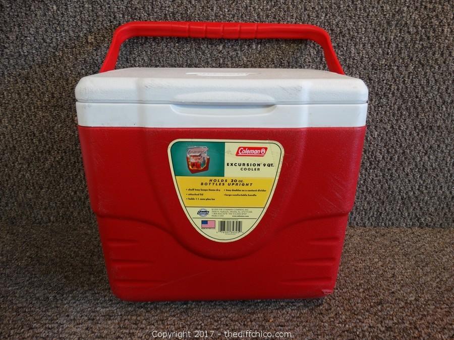 vintage coleman lunch box
