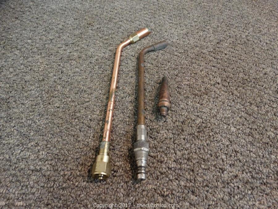 The Difference Auction Storage Treasure Auction House (CLICK HERE TO